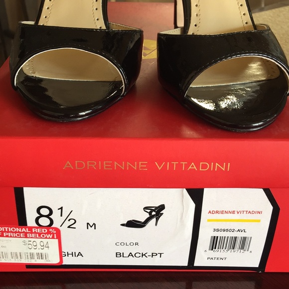 Adrienne Vittadini Shoes - Picture 2 of 6